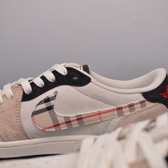 Fragment X Travis Scott Sneaker - Picture 8 of 9